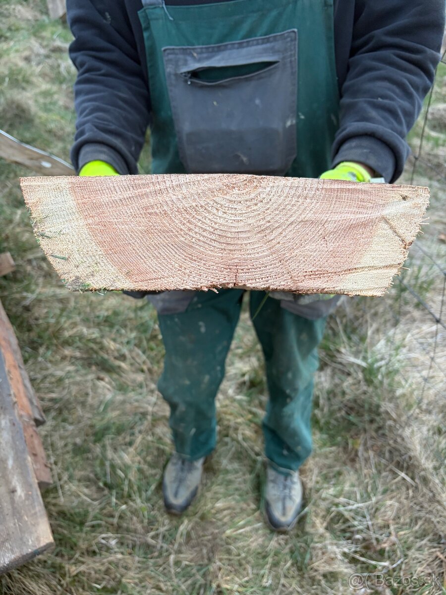 Červený smrek - 45 ročné rezivo - 3