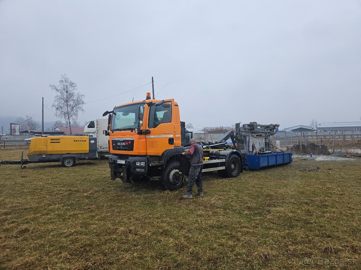 Hakovy nosic kontajnerov - 3