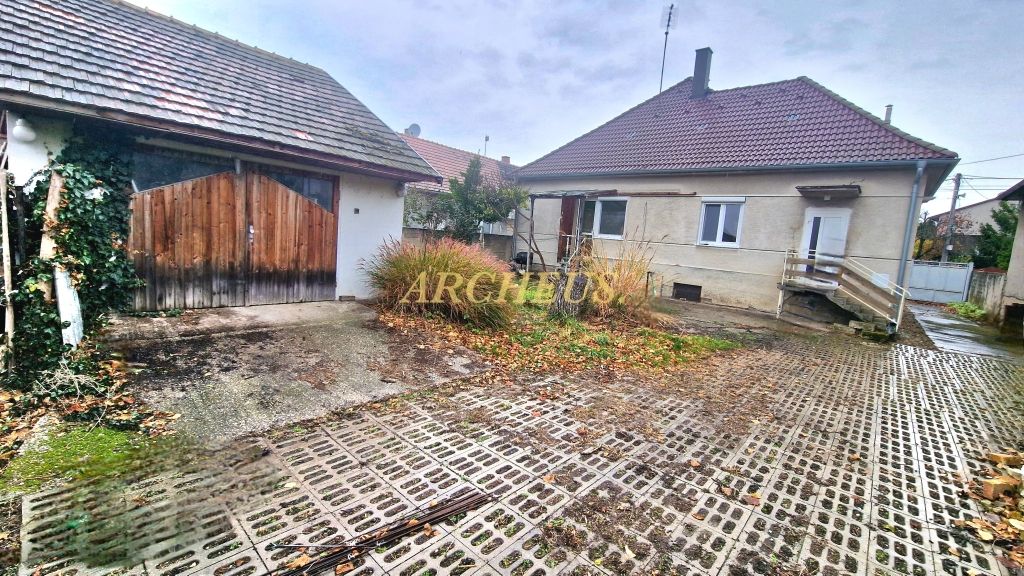 3-IZBOVÝ RODINNÝ DOM VÁHOVCE - GALANTA - 3