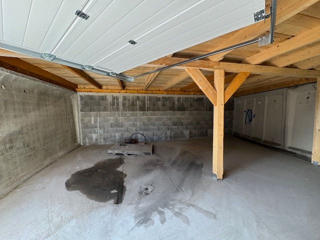 PRENÁJOM atypickej garáže SEREĎ - 3