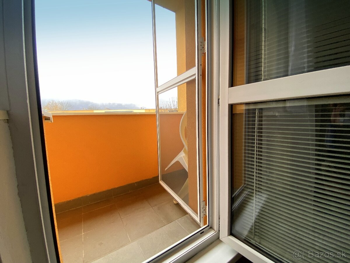 Predaj 1,5-izbový byt + balkón Medzilaborce - 3