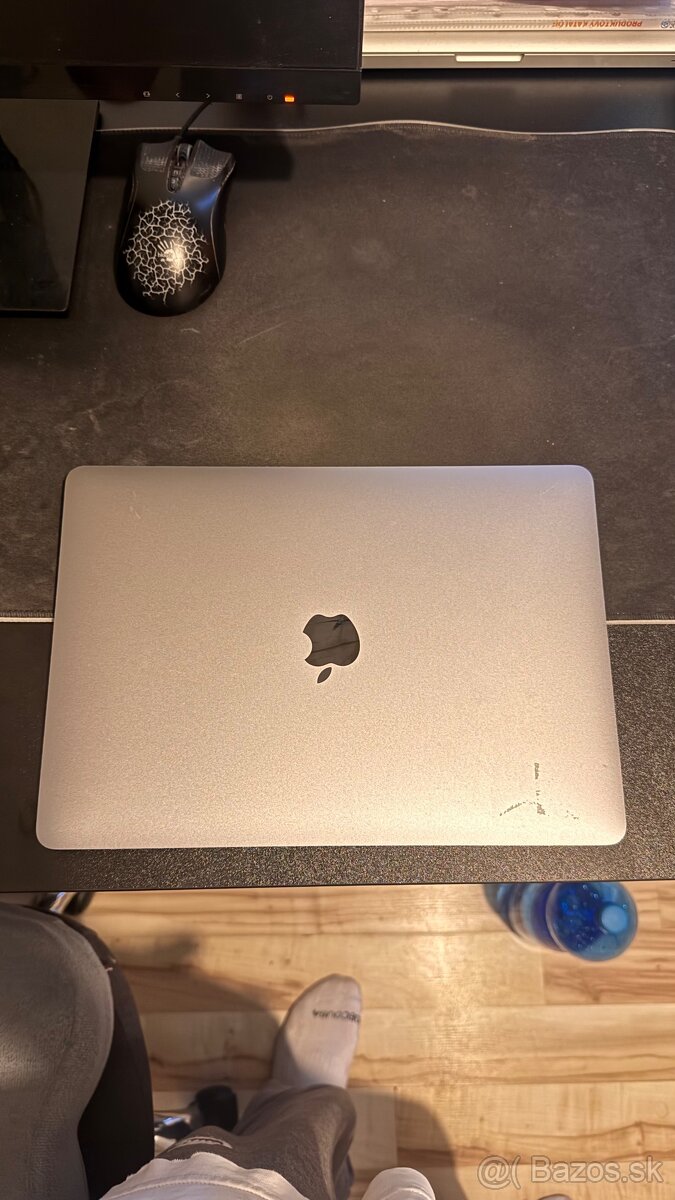 Predám Apple Macbook Air 13” - 3