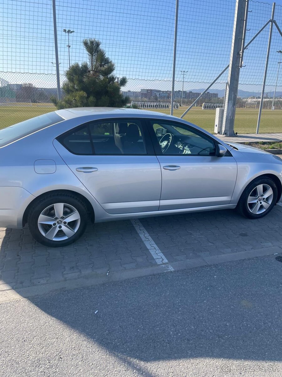 Škoda Octavia 1.6 diesel - 3