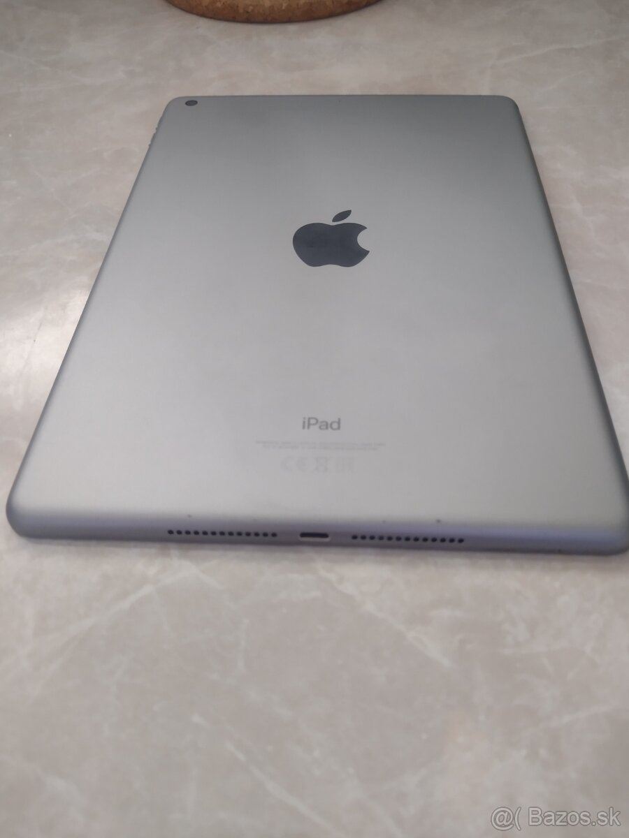 9.7" tablet iPad 6.generacie 2018 Space Gray - 3