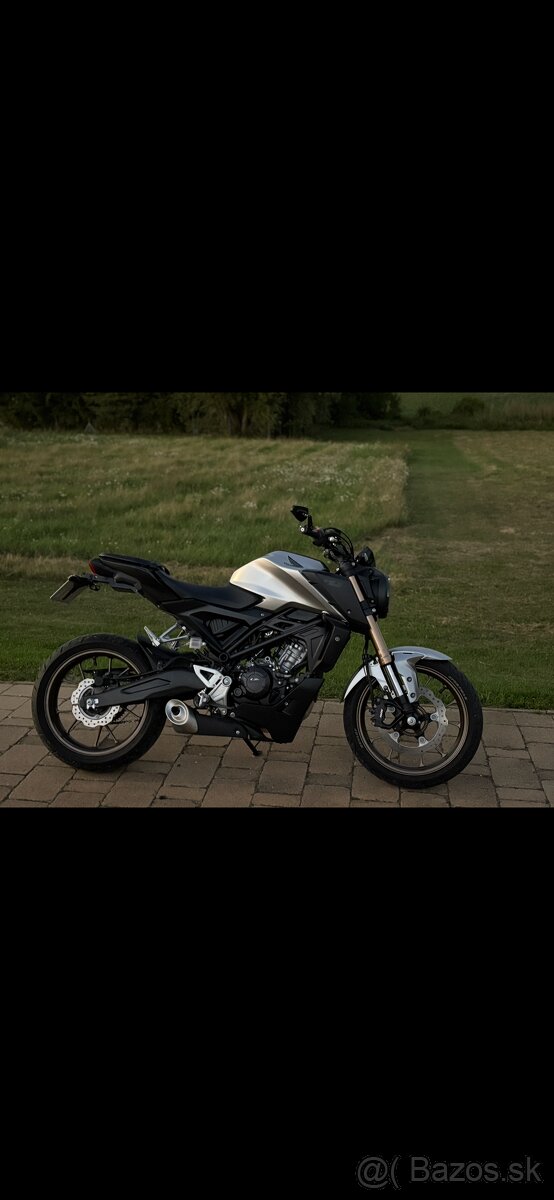 Honda cb125r - 3