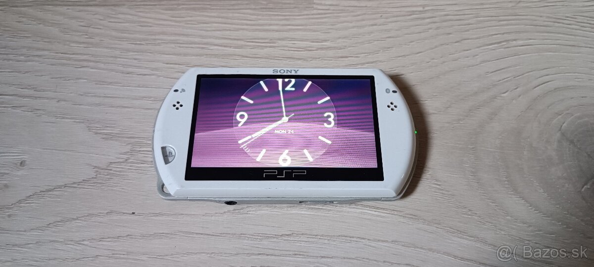 Vymenim sony psp go - 3