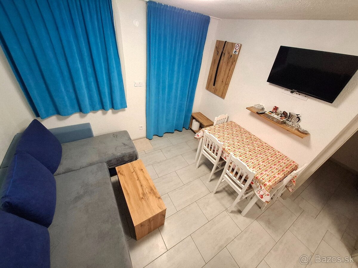 Ubytovanie Banská Bystrica pre 8 osôb - 3
