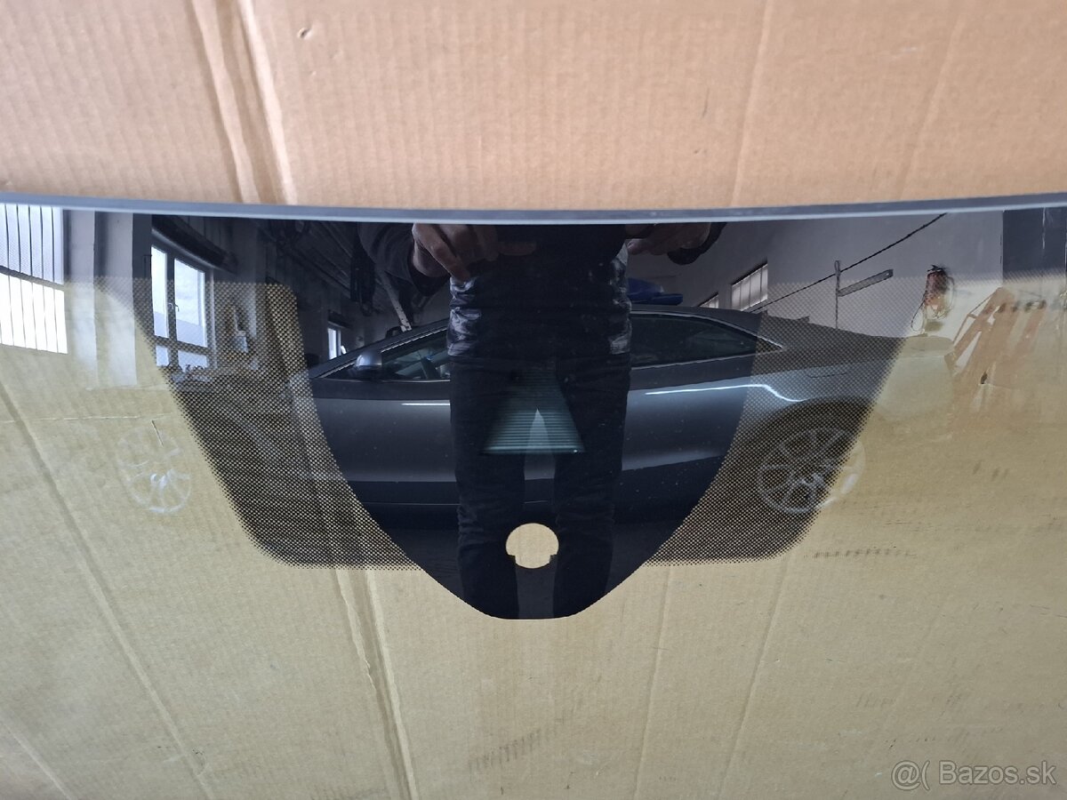 nové čelné sklo tónované Kodiaq - 3