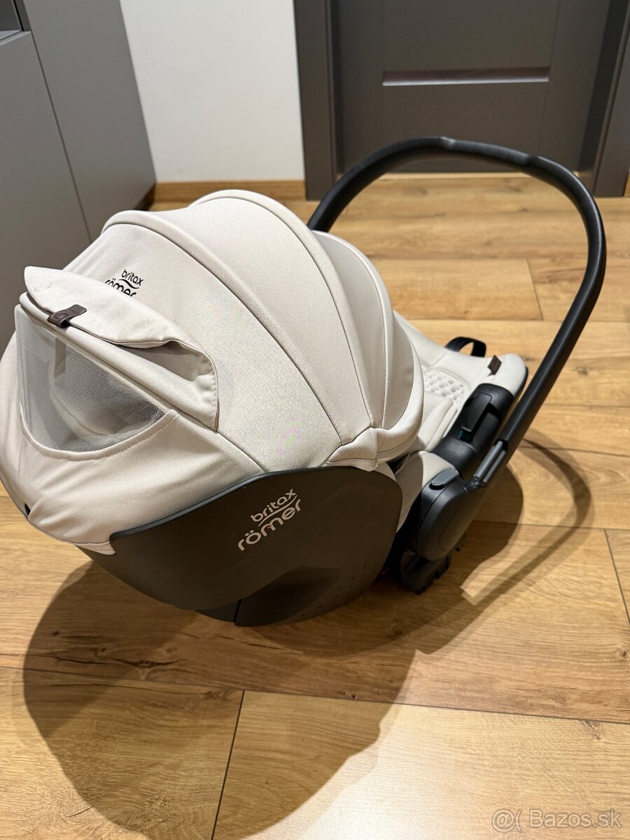 Autosedačka Romer Britax 5Z + základňa - 3