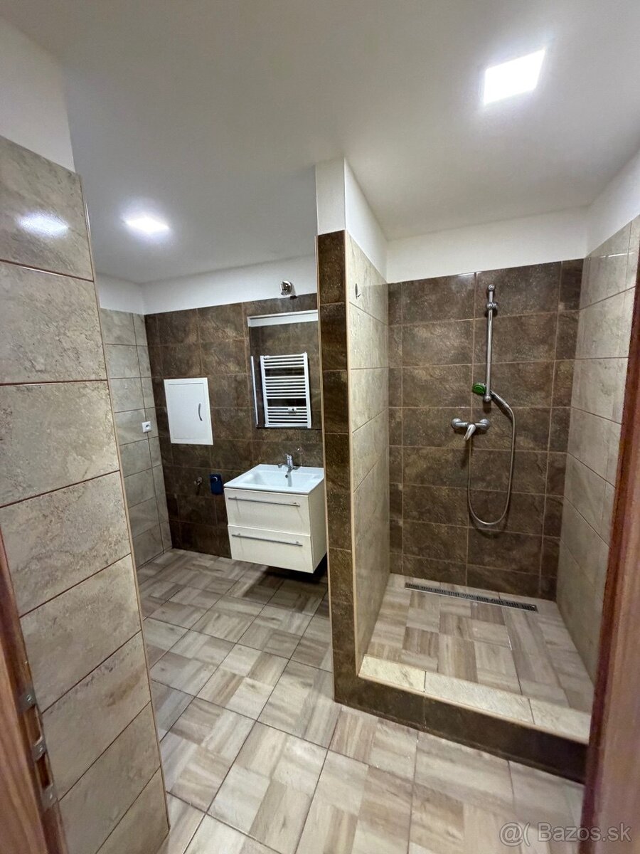 na predaj prerobený 2 izbový byt - Handlová - 3