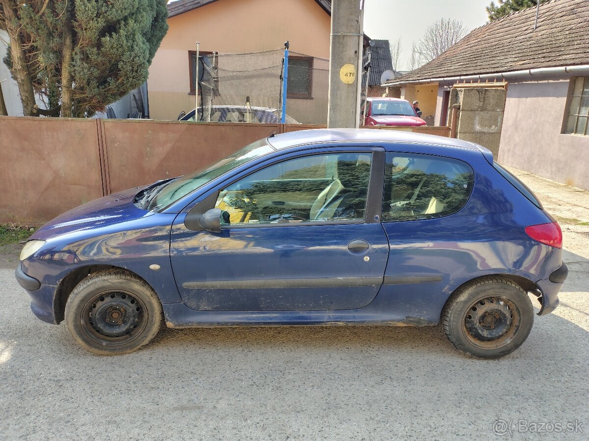 Peugeot 206 - 3