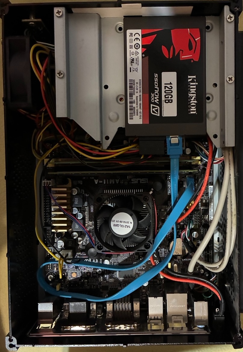 Mini stolný počítač - 3