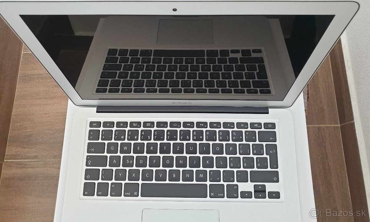Predám MacBook Air 13" 2017 - 3