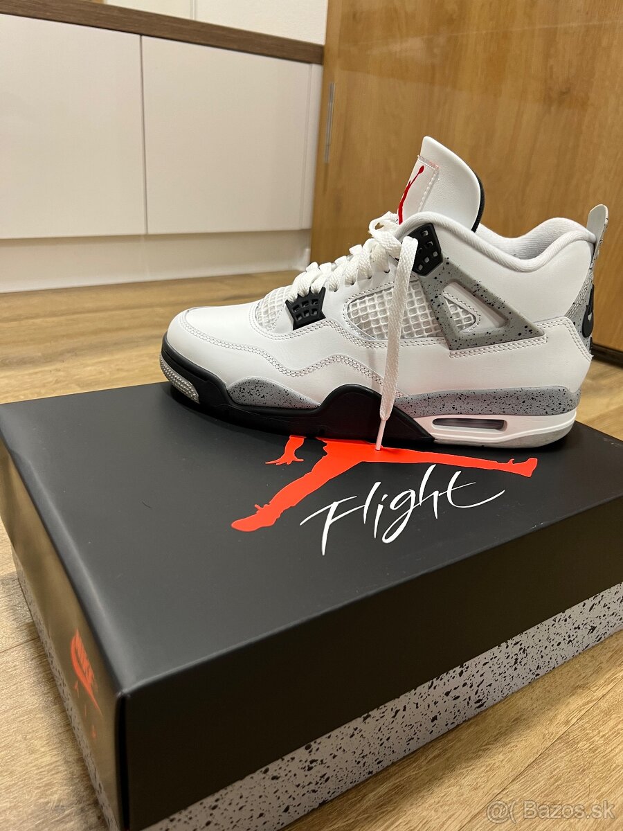 Nike Air Jordan Retro 4 - 3