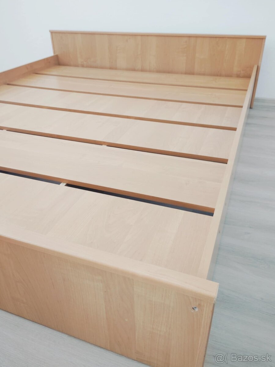 Manželská posteľ - 3