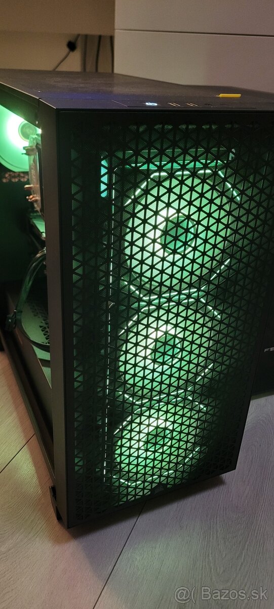 Predám herný PC v TOP stave / i7 9700 + RTX4060 - 3
