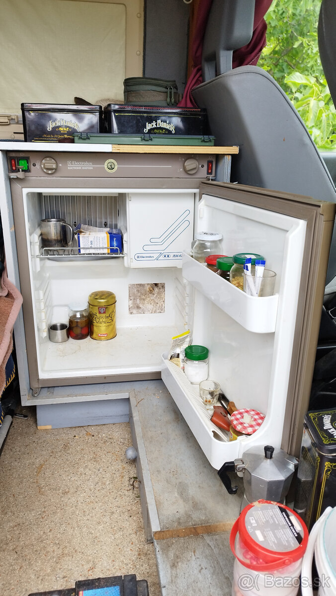 Predám chladničku - VW Transporter T4 - 3