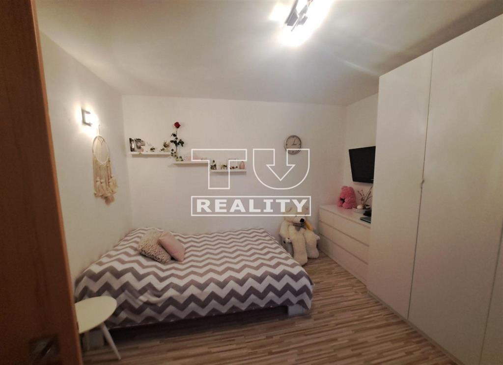 Exkluzívny 2-izbový byt v Beluši
PREDANÉ - 3