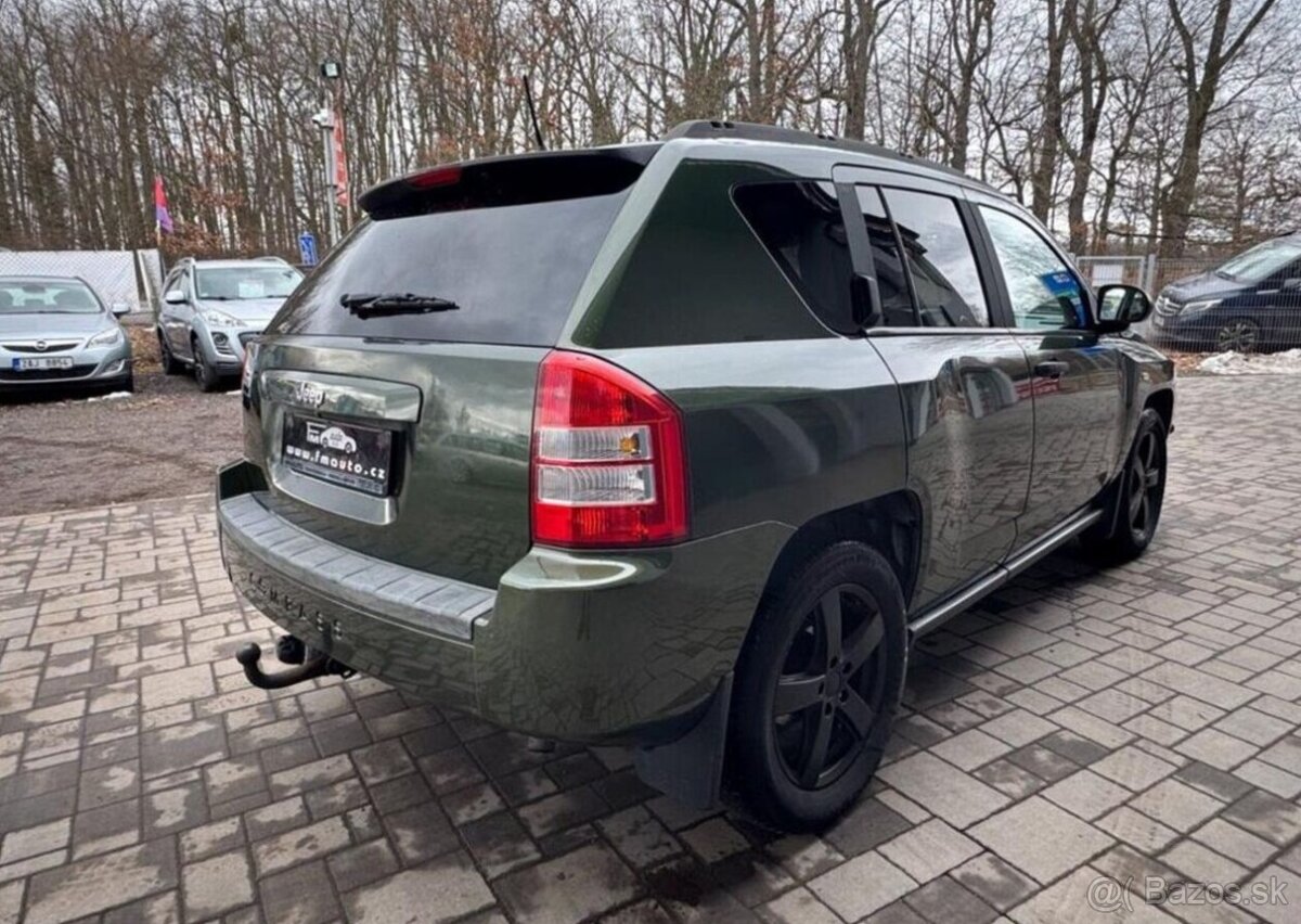 Jeep Compass 2.0 CRDi, 4x4 nafta manuál 88 kw - 3