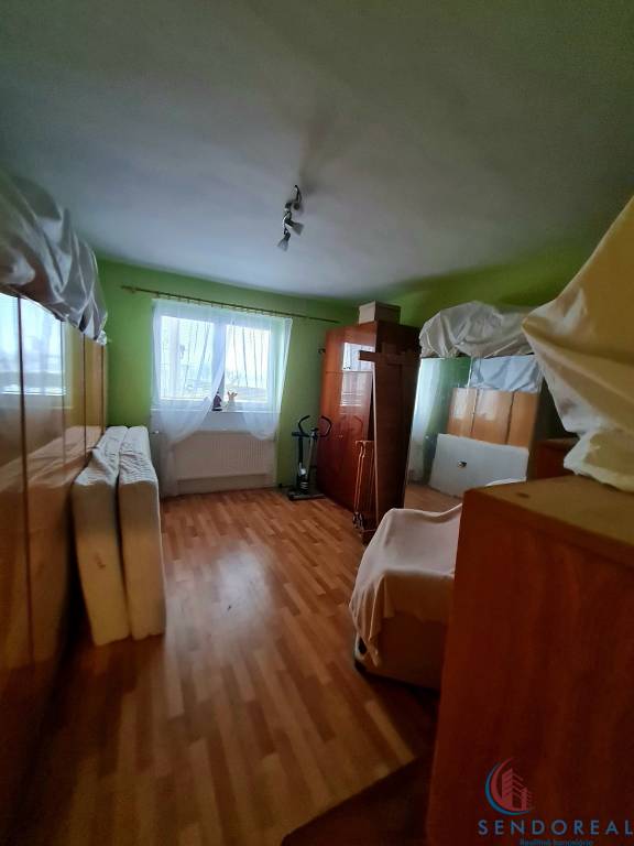 REZERVOVANÉ Predáme 4.izb RD pozemok 734m - 3