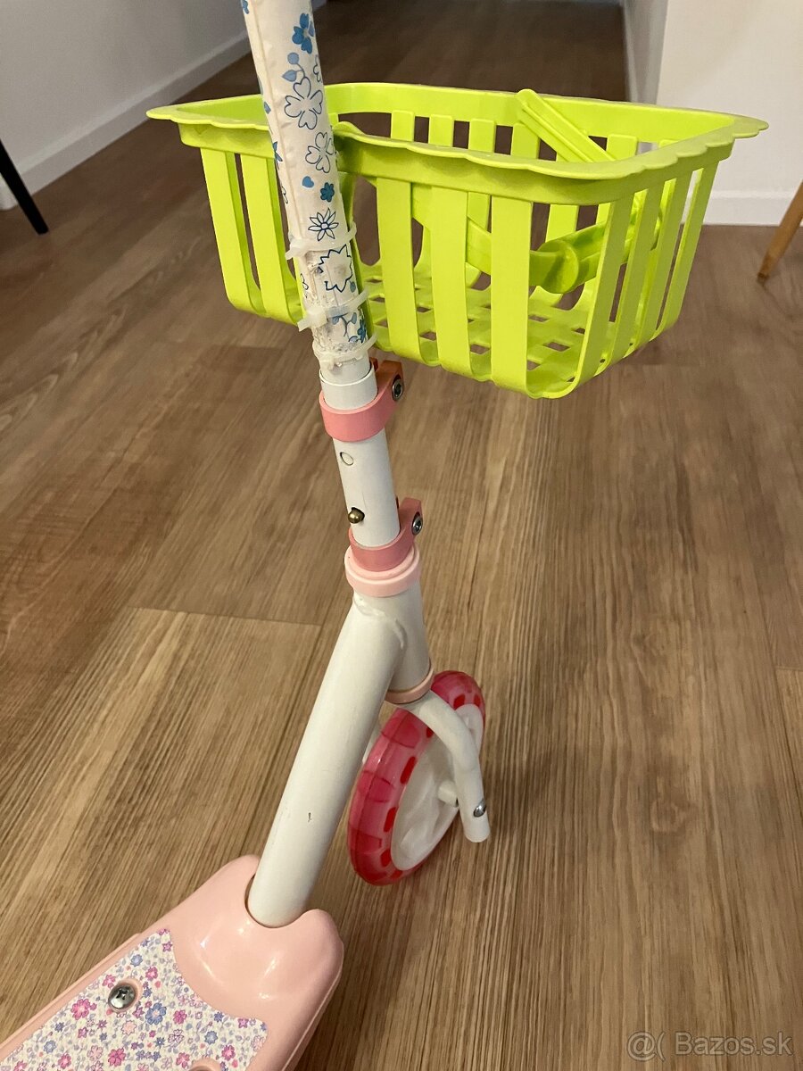 Dievcenska kolobezka - 3