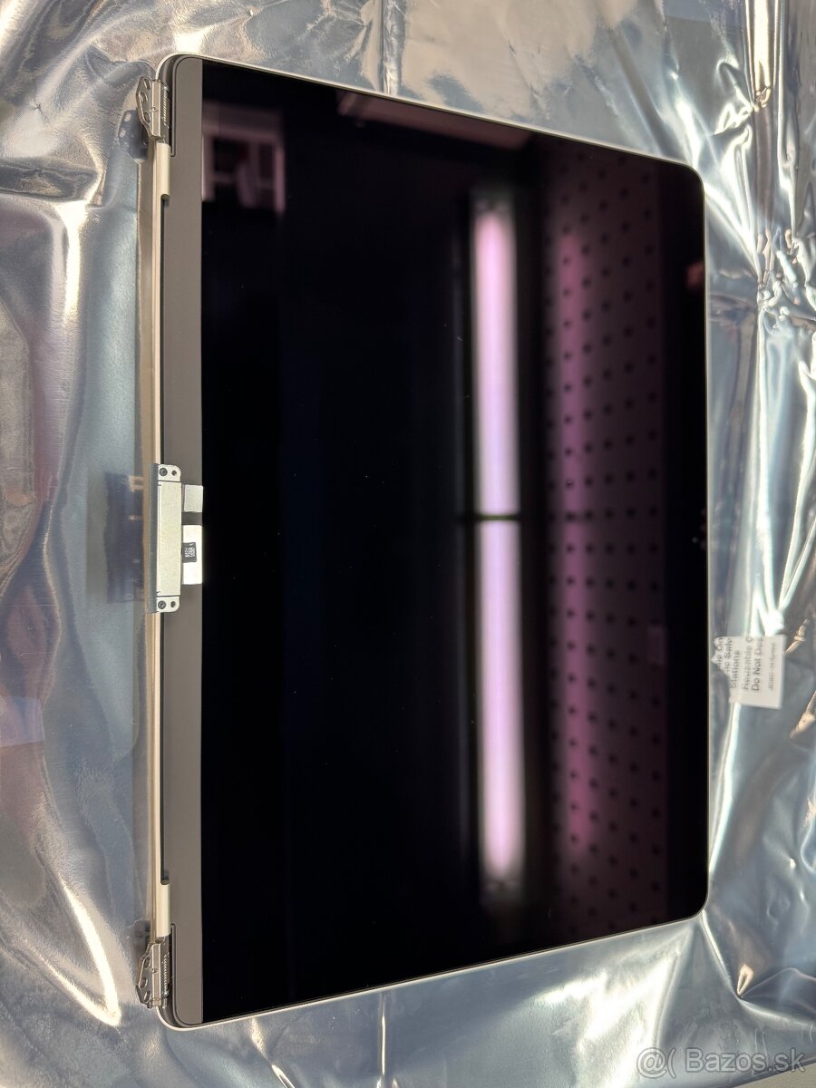 MacBook Air (13-palcový, M2, M3, M4) Starlight Displej - 3