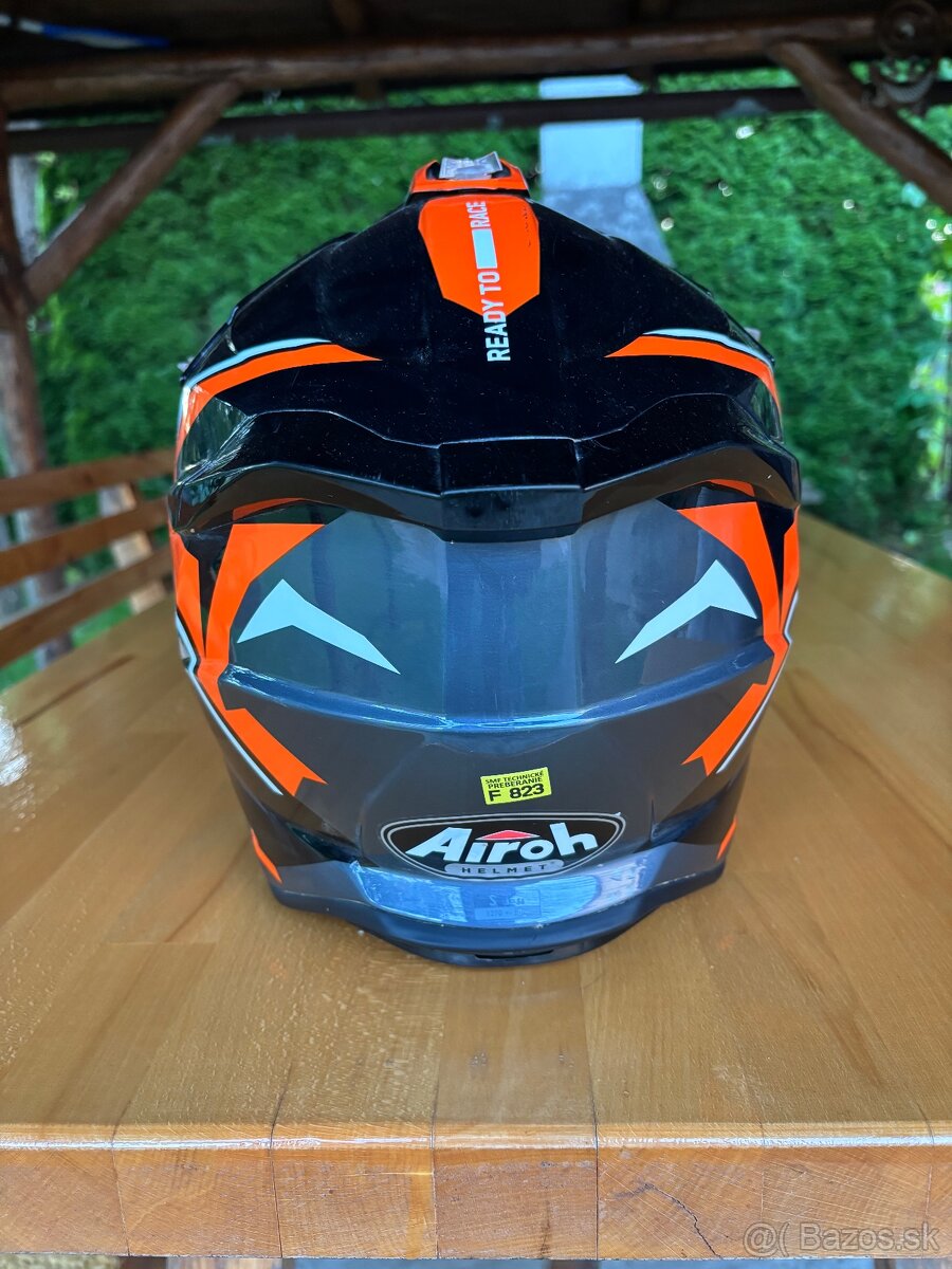 Prilba airoh strycker - 3