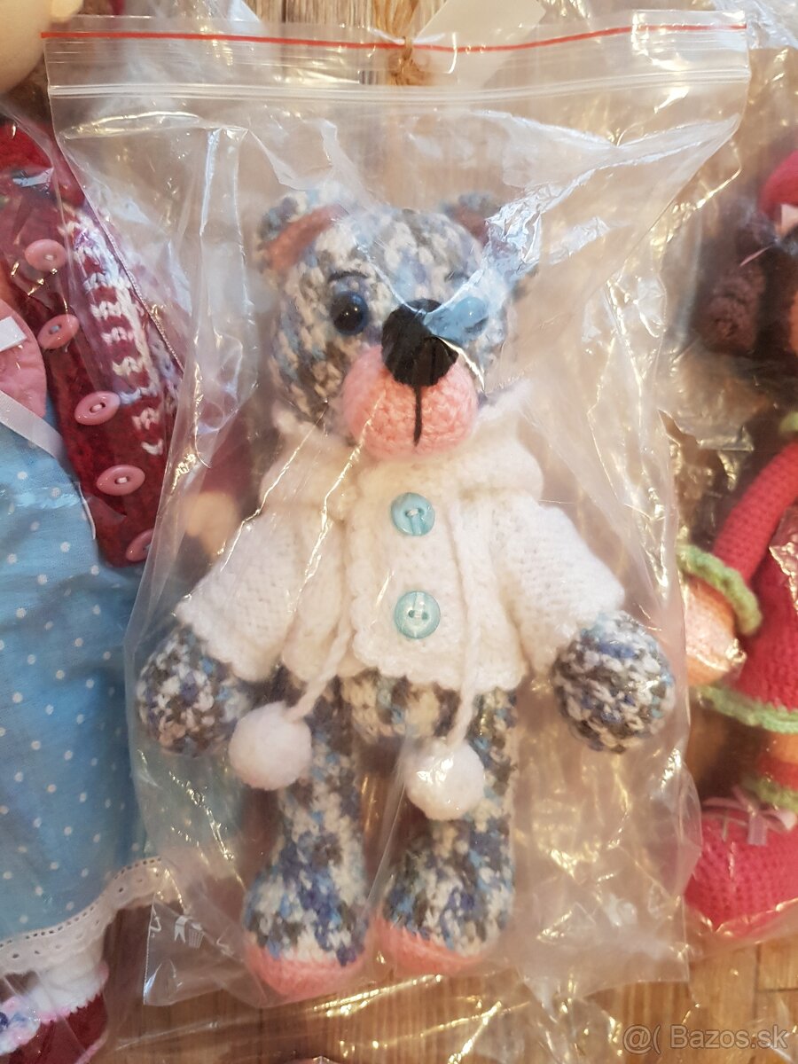 Háčkované bábiky, medvedíky, zajac, kvietok - 3