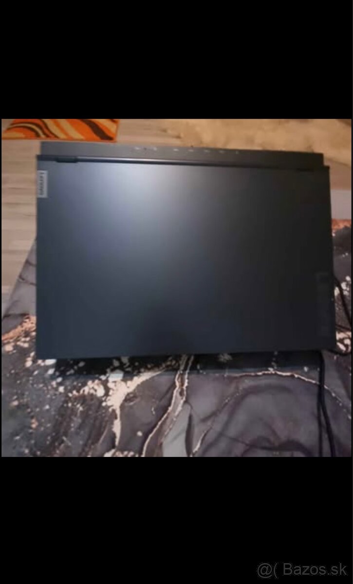 herný notebook Lenovo - 3