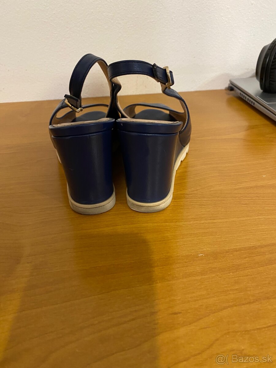 Predám dámske letné kožené topánky - 3