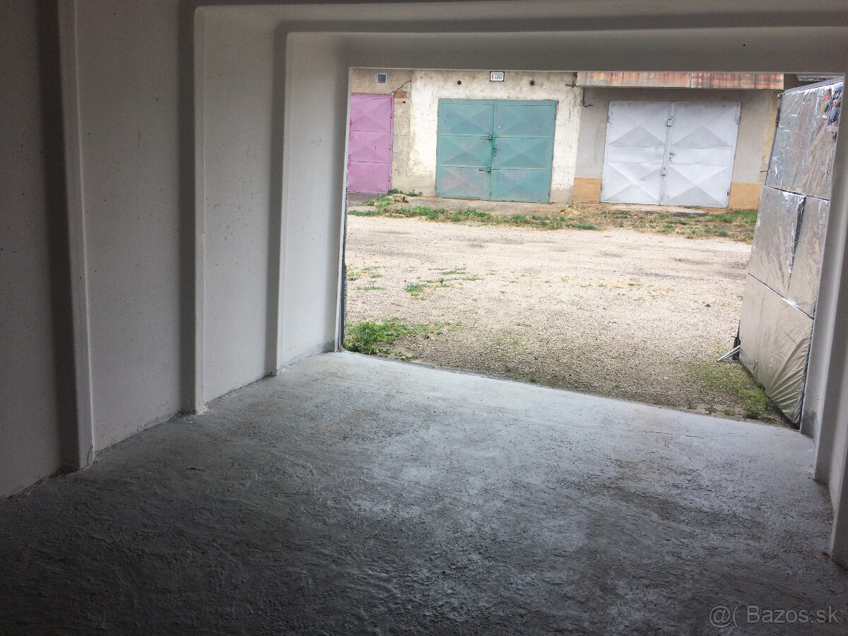 Garáž Sadová ulica-Staré sídlisko - 3