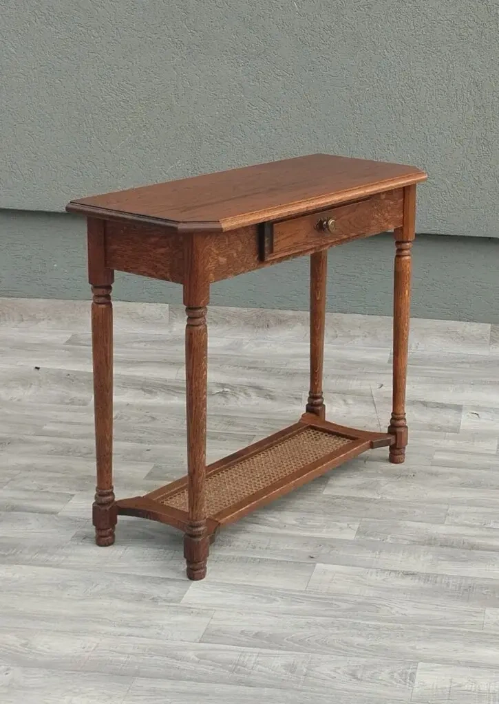 Stolík konzolový. - 3