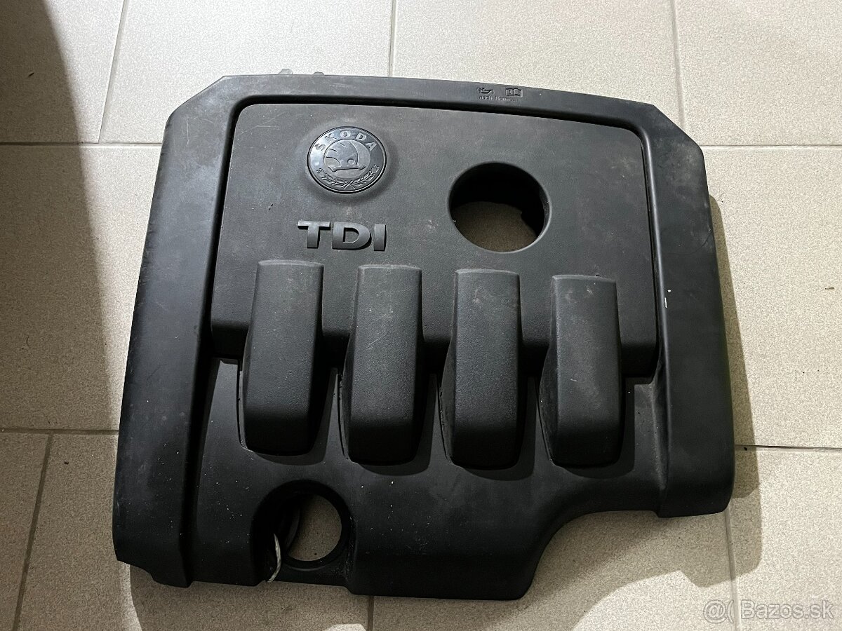 Horný kryt motora Škoda - 3