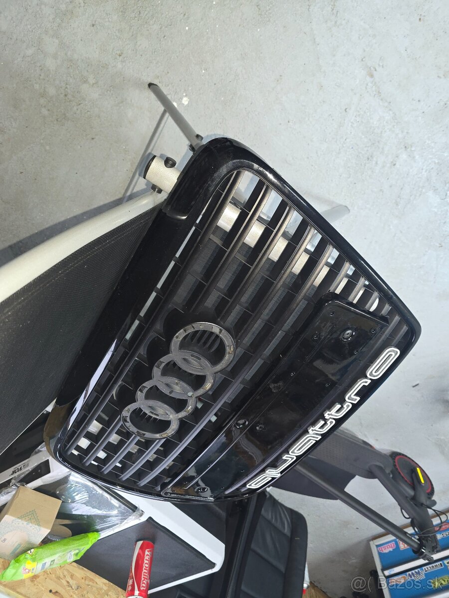 Audi a6 maska - 3