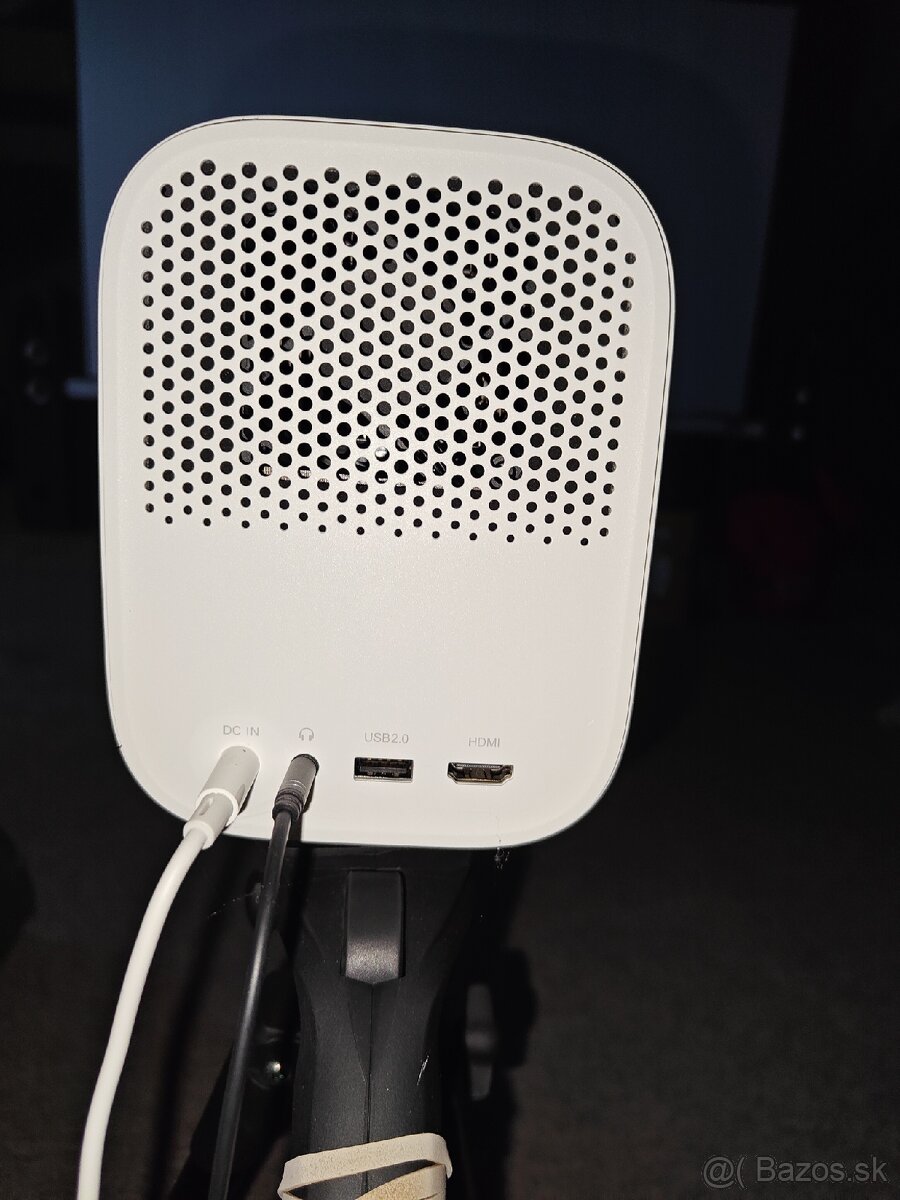 Projektor + plátno - 3