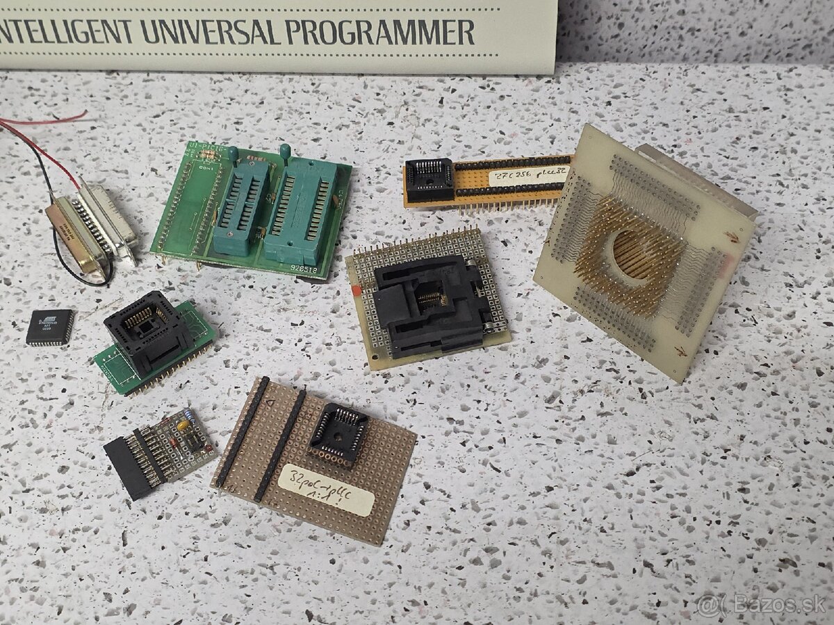 Advantech LabTool-48 》Inteligentný univerzálny programátor - 3