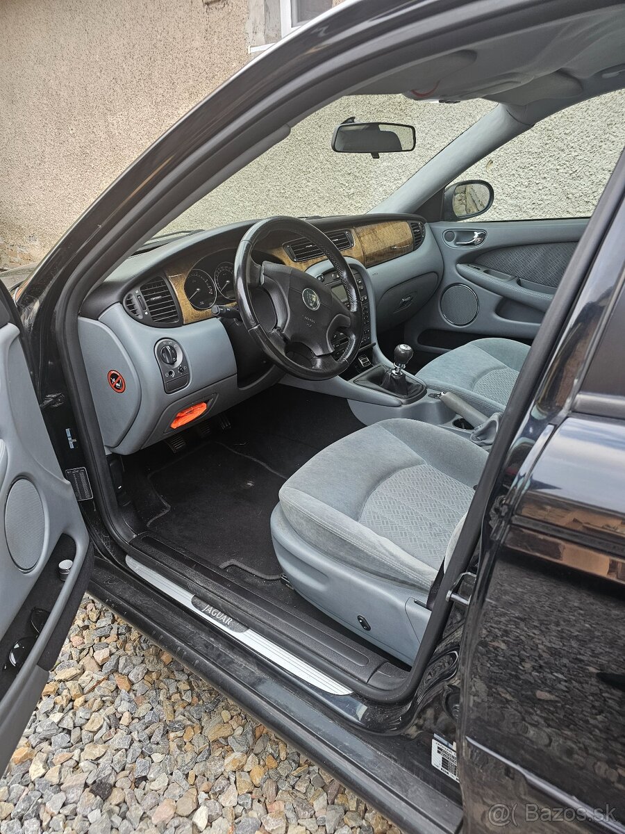 Jaguar X-type 2.0d - 3