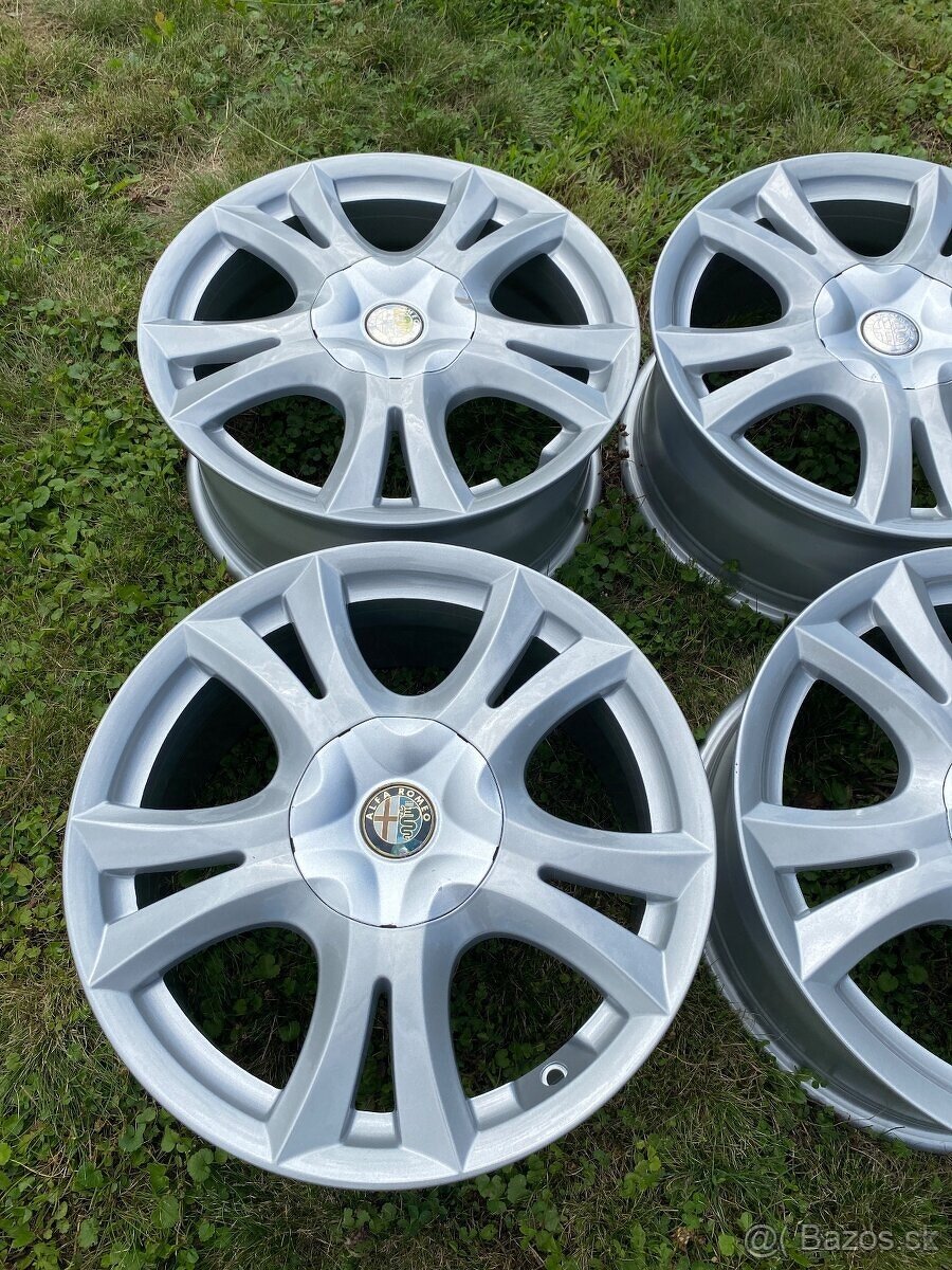 ALU KOLESÁ ALFA ROMEO MITO R16' - 3