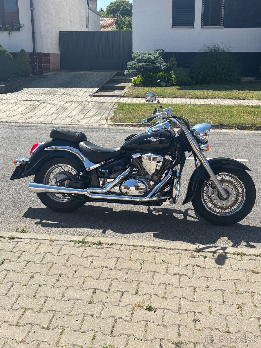 Suzuki Intruder 800 - 3