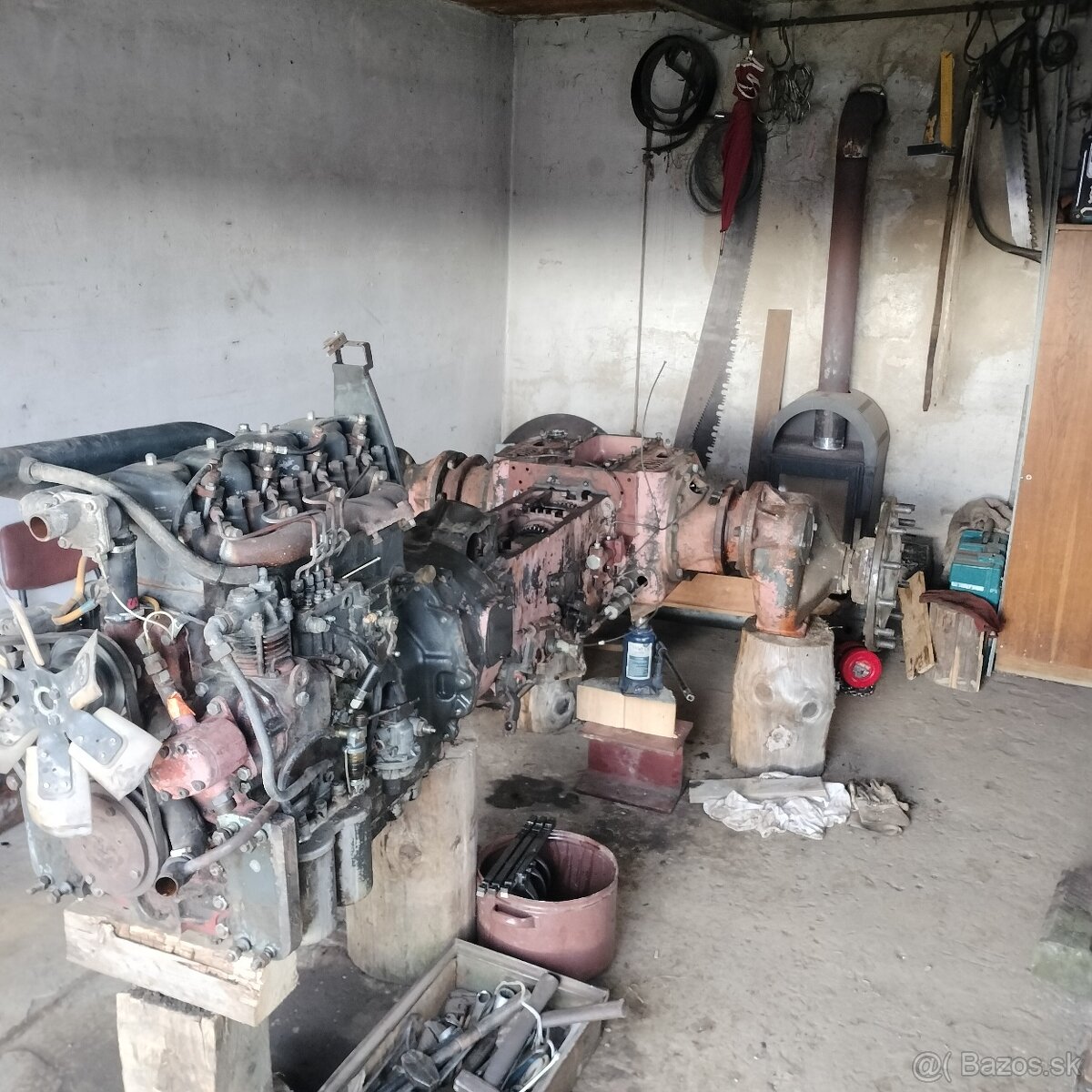 Predám motor Zetor 7211 aj s prevodovkou - 3