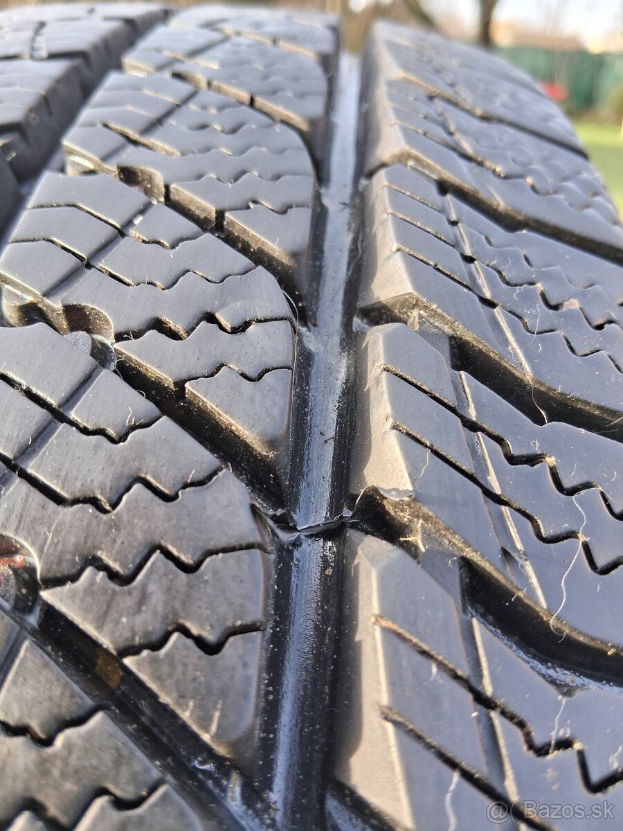 205/65 r16C zimne pneumatiky - 3