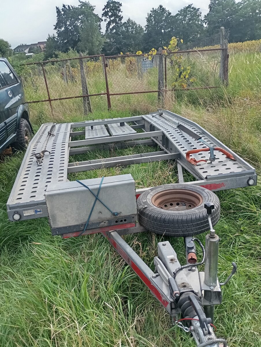 Predám autoprepravnik Téma Car - 3