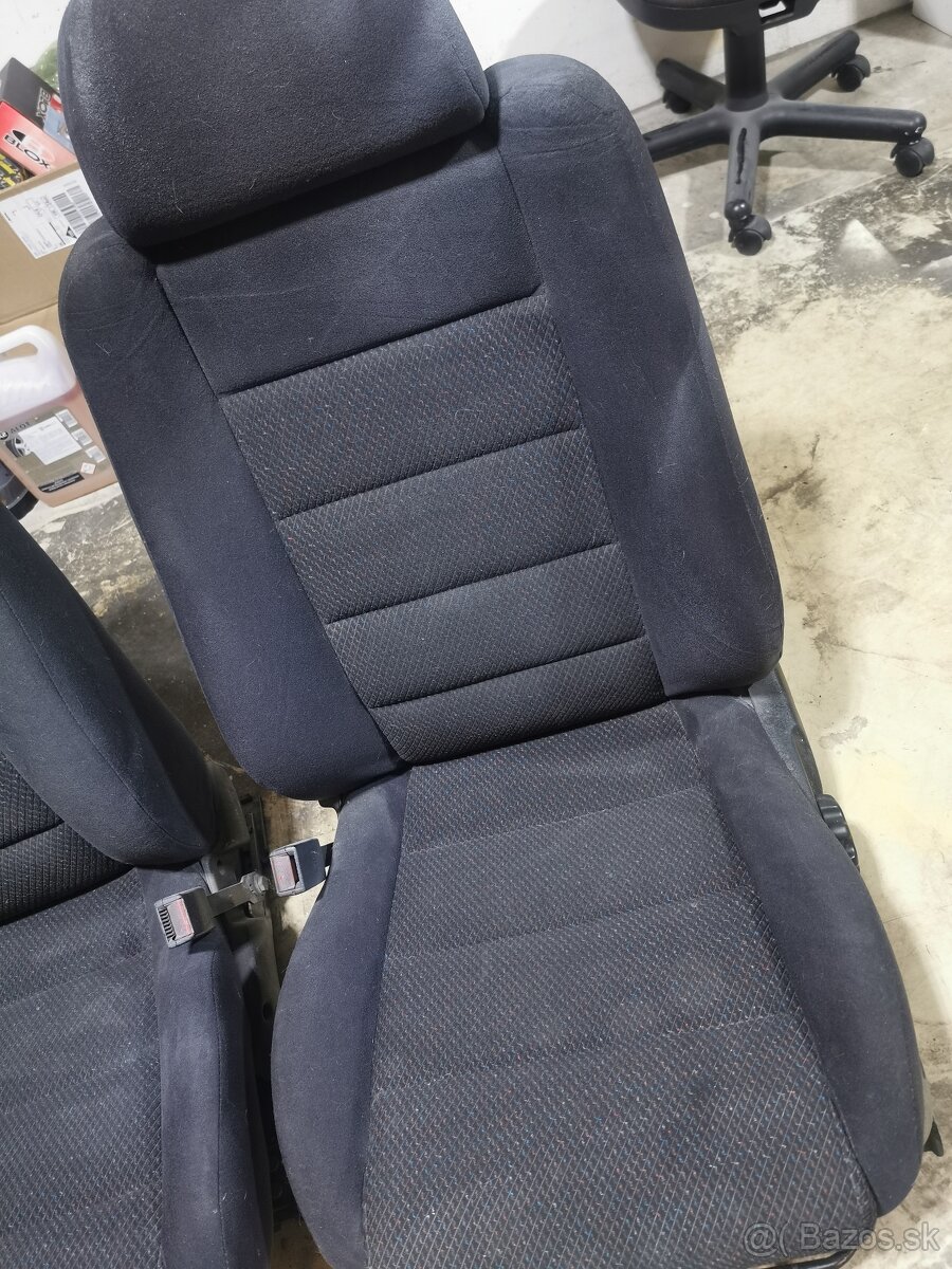 Sedačky Honda Civic 6G VTI - 3