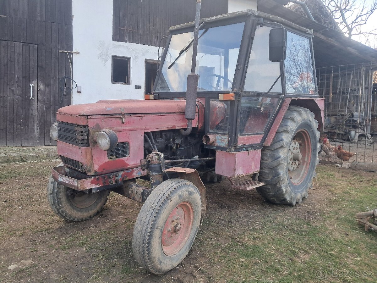 Predám traktor ZETOR - 3