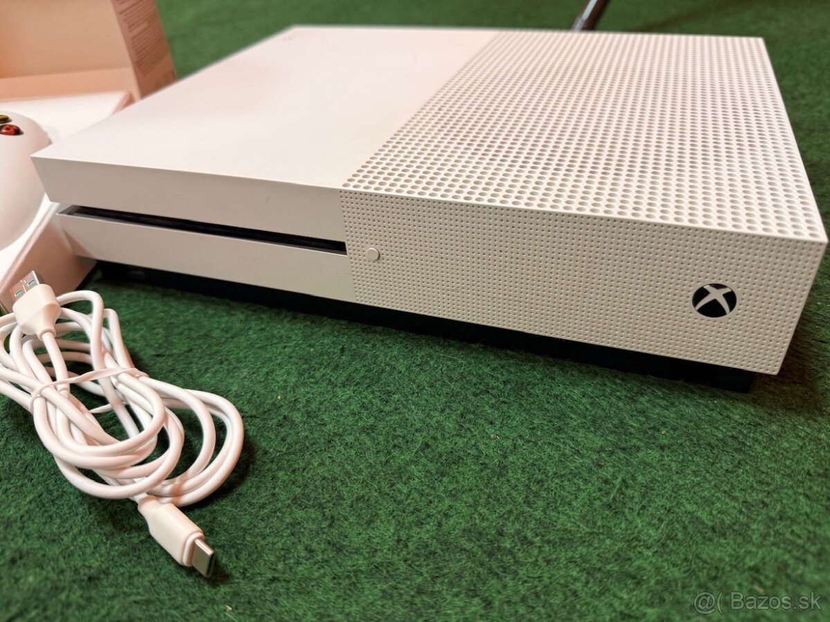 Xbox One S 500gb s ovládačom - 3
