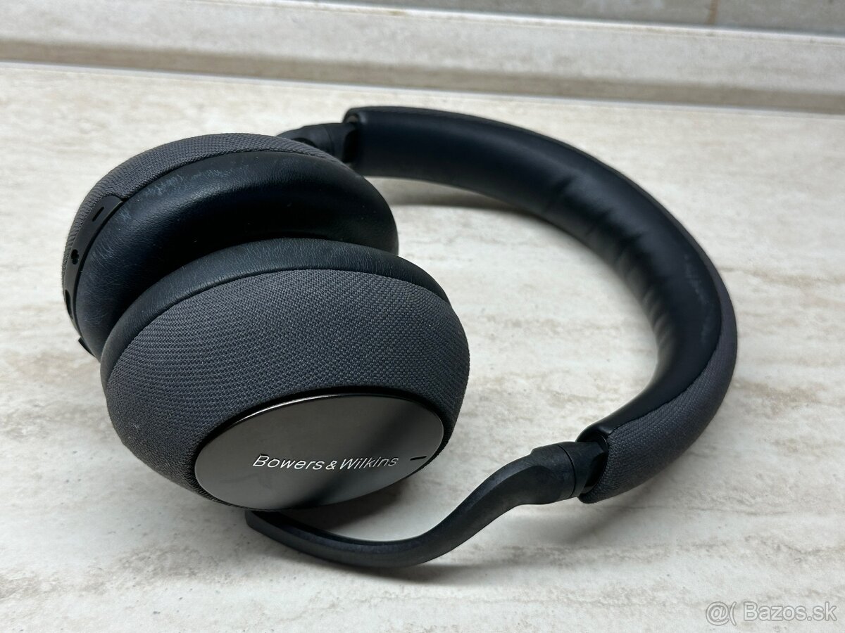 Bowers & Wilkins Px7 - 3