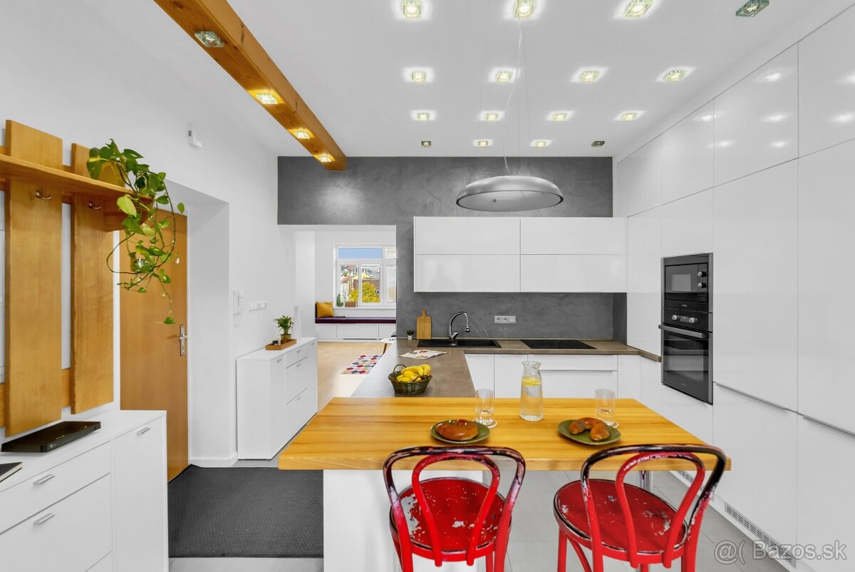 Presvetlený Zrekonštruovaný 3i byt pri Rozhlase - 3