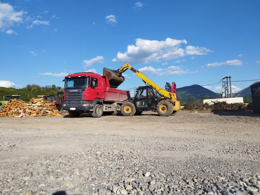 Preprava sypkých materiálov Tatra 815, Scania , autodoprava - 3