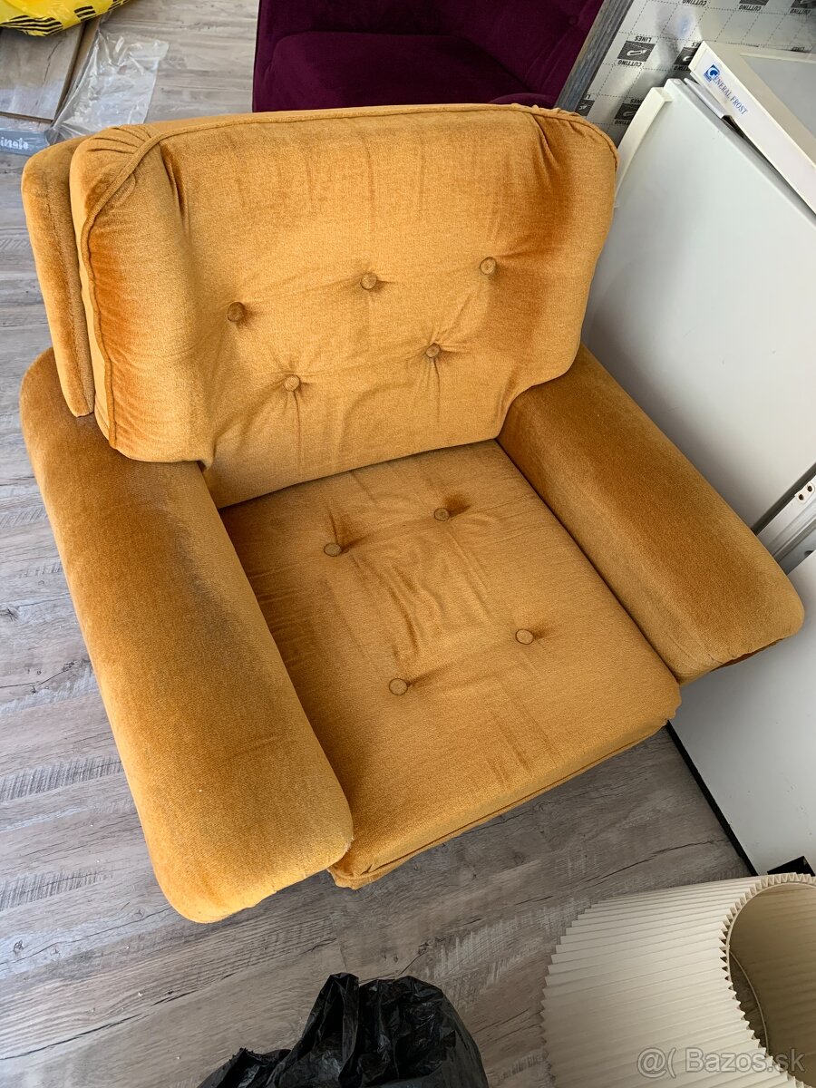 Predám sedaciu súpravu 3 + 2 + 1 - 3