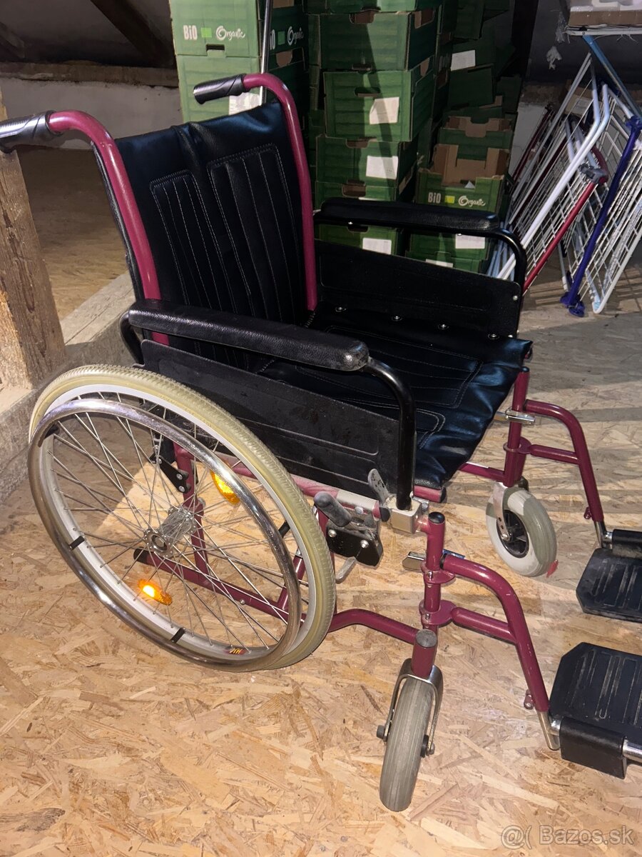 Invalidný vozík B + B S Top šírka sedu 39 cm - 3